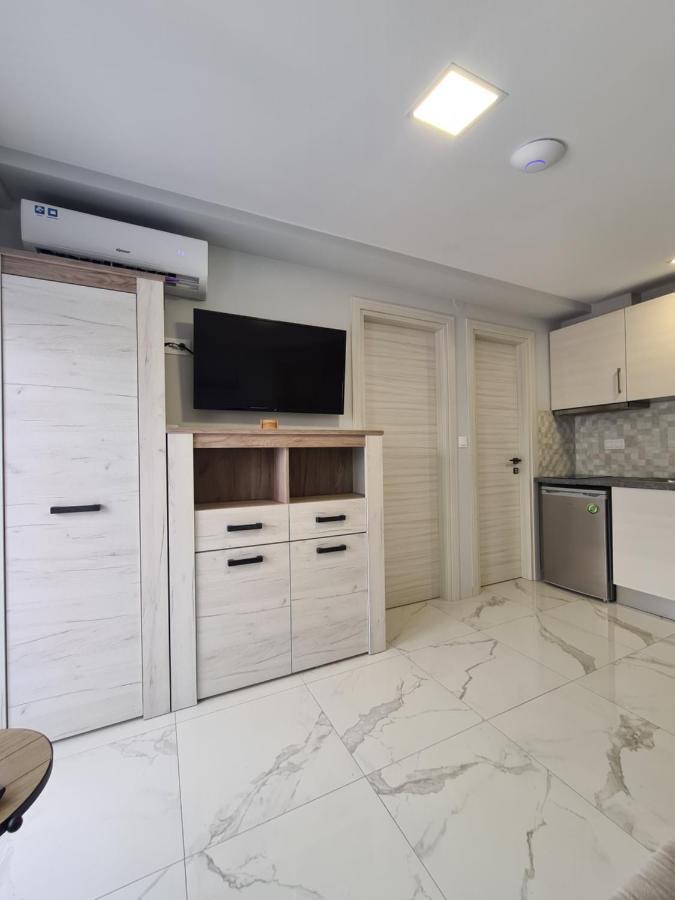 Apartments Nera Paralia-Apartment With Sea View Dış mekan fotoğraf