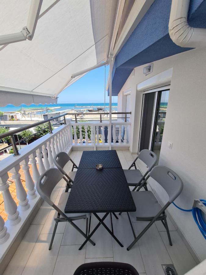 Apartments Nera Paralia-Apartment With Sea View Dış mekan fotoğraf